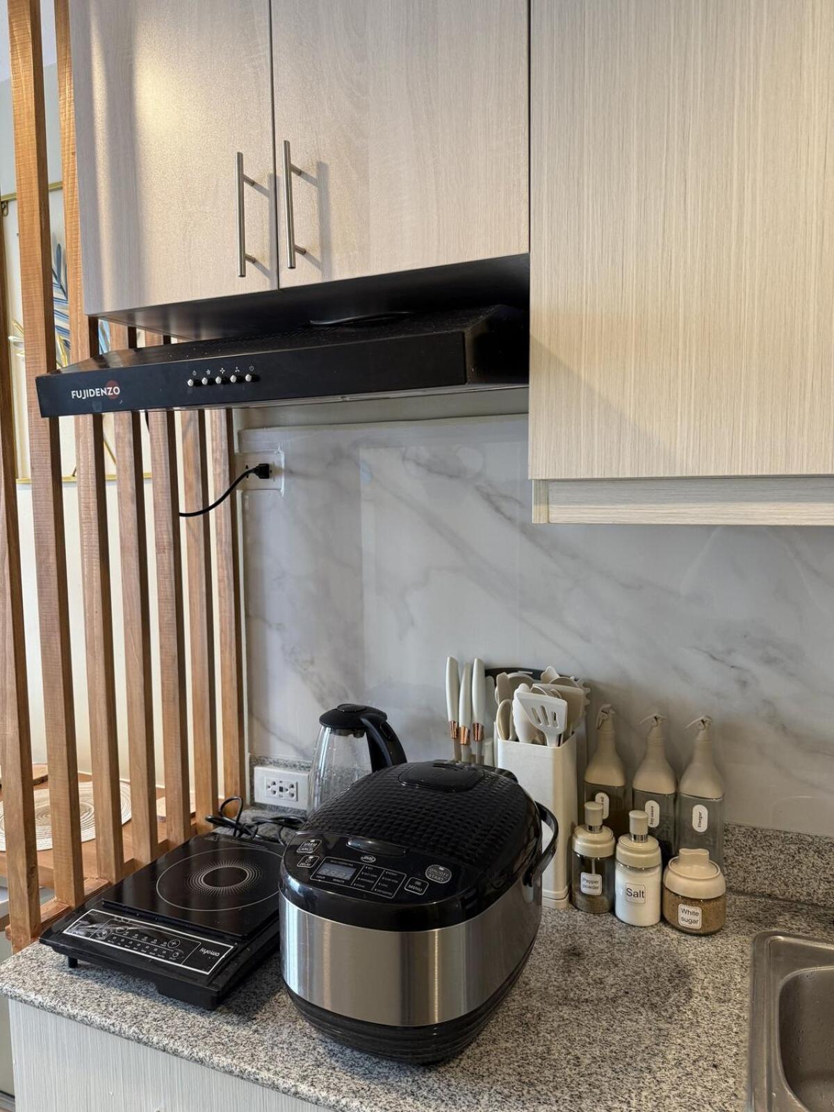 Modern And Cozy Unit With Balcony Near Ayala Center * Cebu